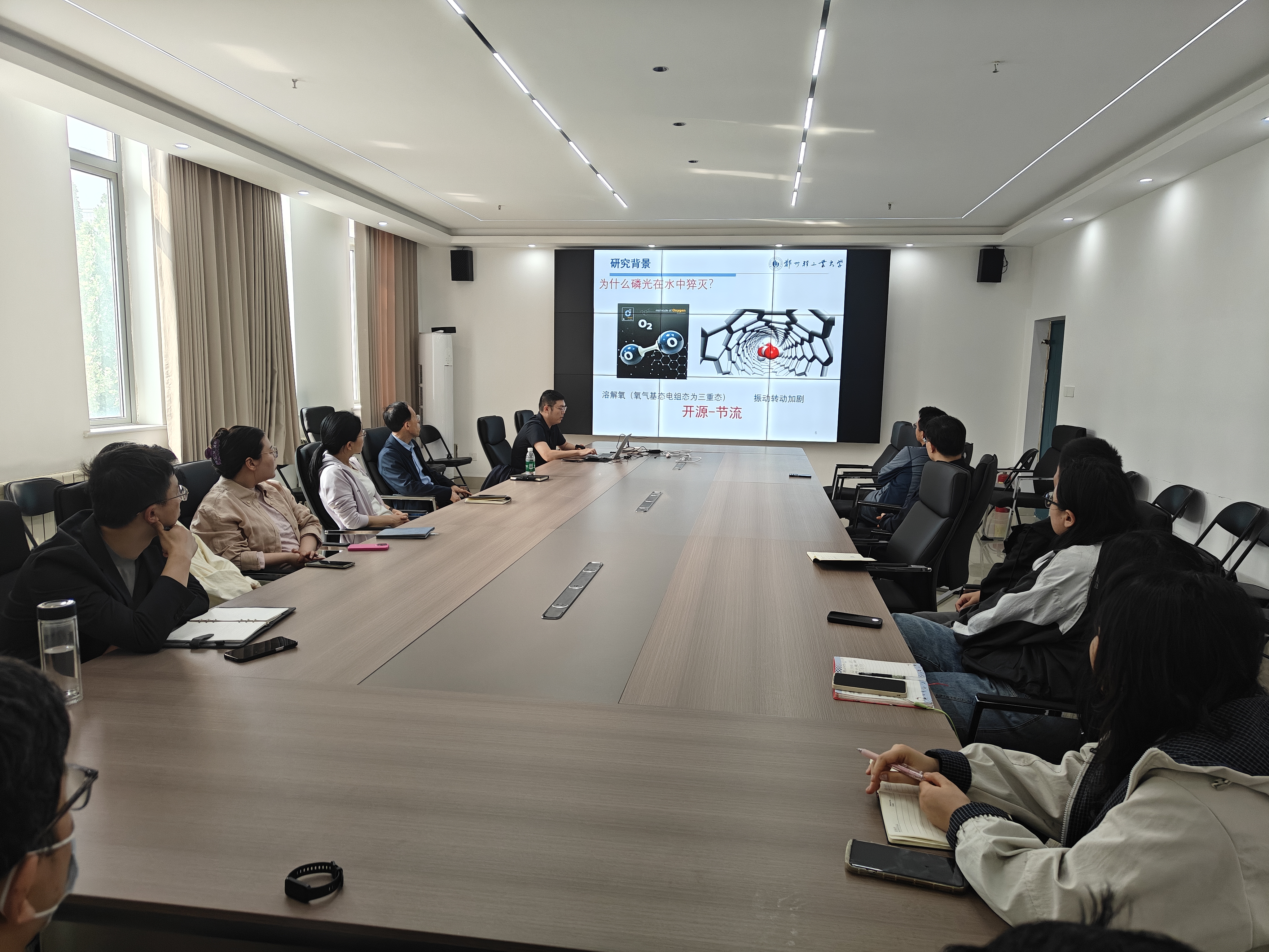 电子信息学院、集成电路学院举行...