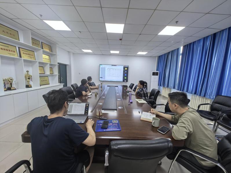电子信息学院召开博士点建设工作...